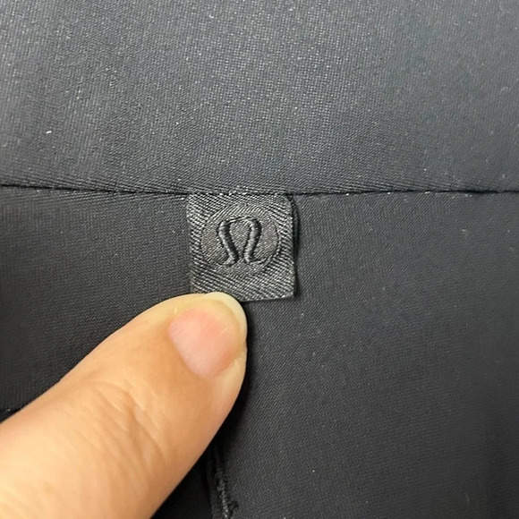 Lululemon Black Front Seam Bike Trousers with  Reflective Bottom Cuffs - Picture 9 of 10